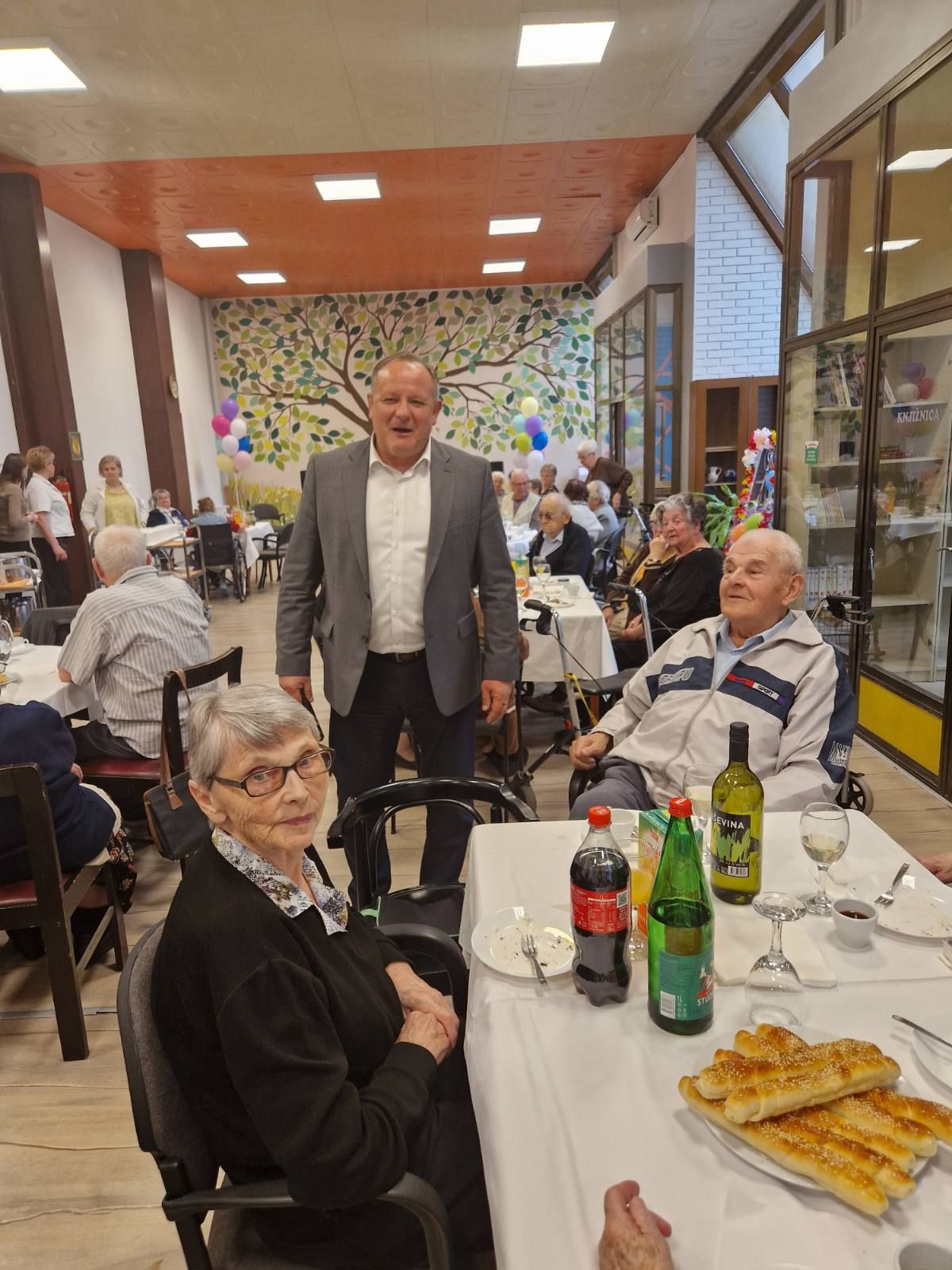 00000289 img 13fd6222a99f4d63acba756cf2292d7c v