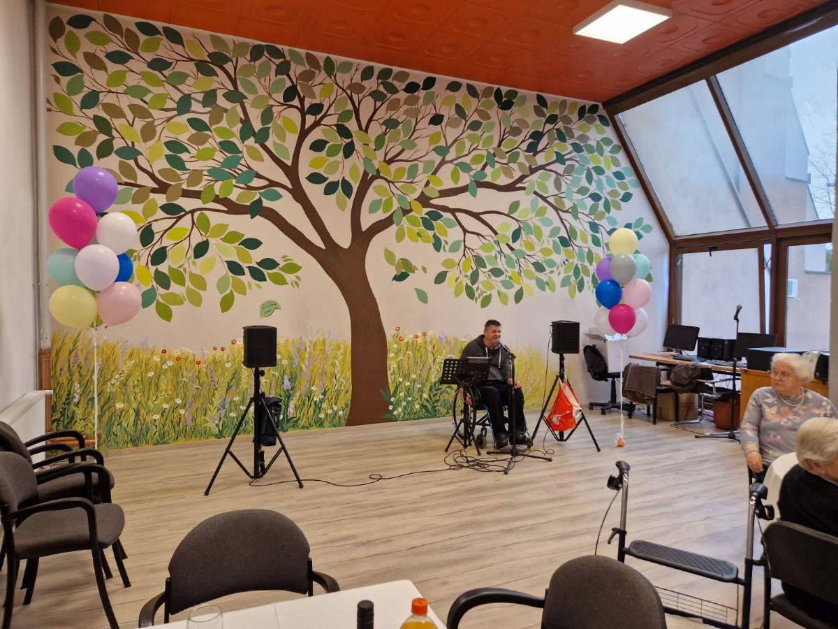 00000294 img 304d9a59c00f35877a0581cc13d19cb1 v