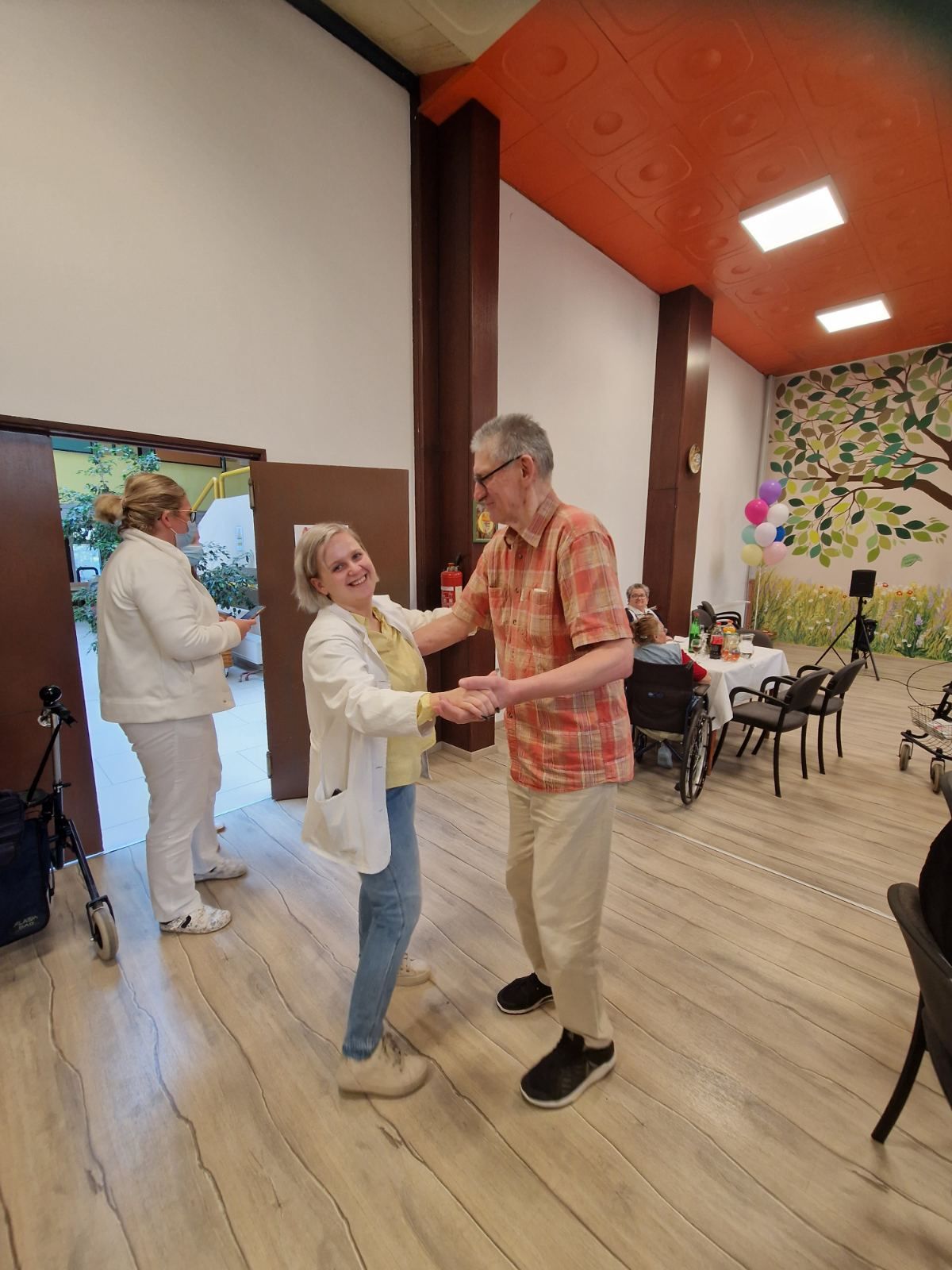 00000300 img fad0380cfe00d180eceeb465739583ce v