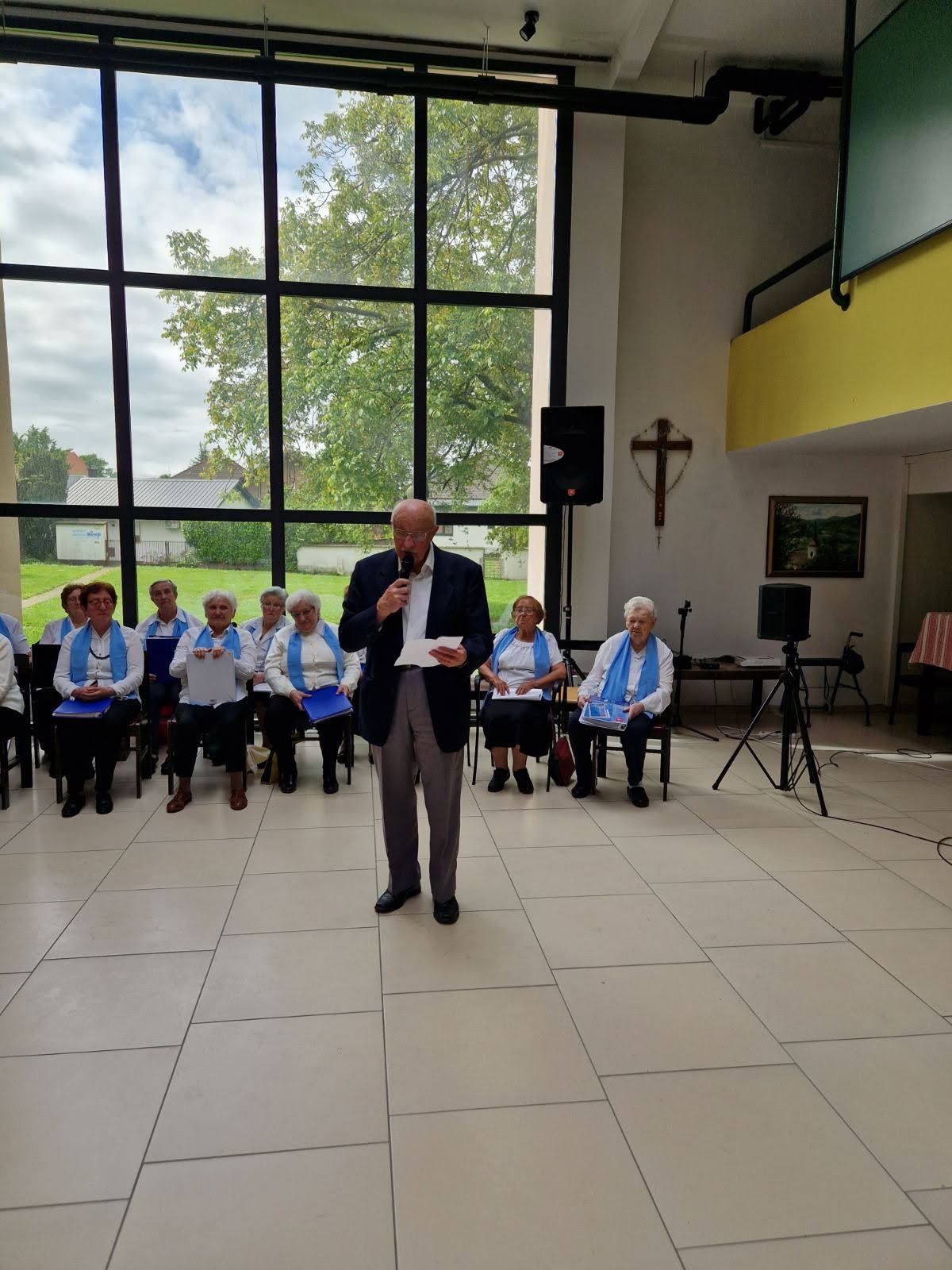 00000358 img 5494dd75dd933722d610043a243ea627 v