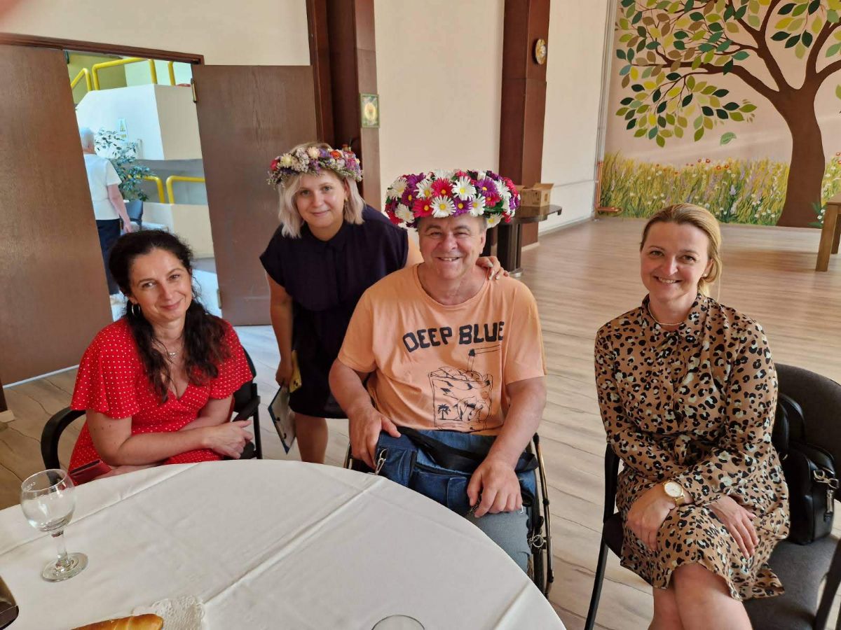 00000397 img 4b61929656d96ba4c9b4d1045819d650 v