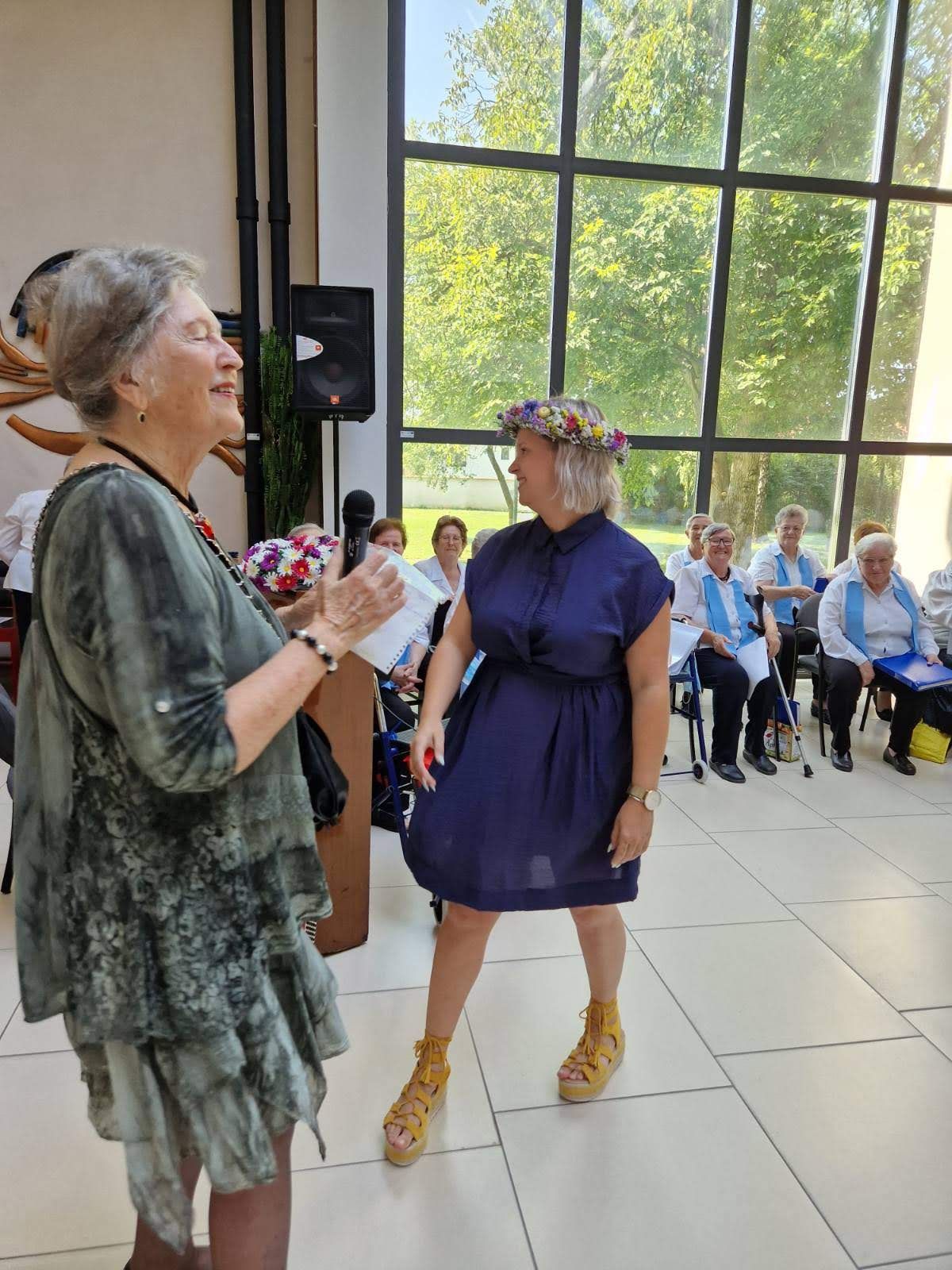 00000405 img e3ba59519690e5c88b9f45ffc11cf3a9 v