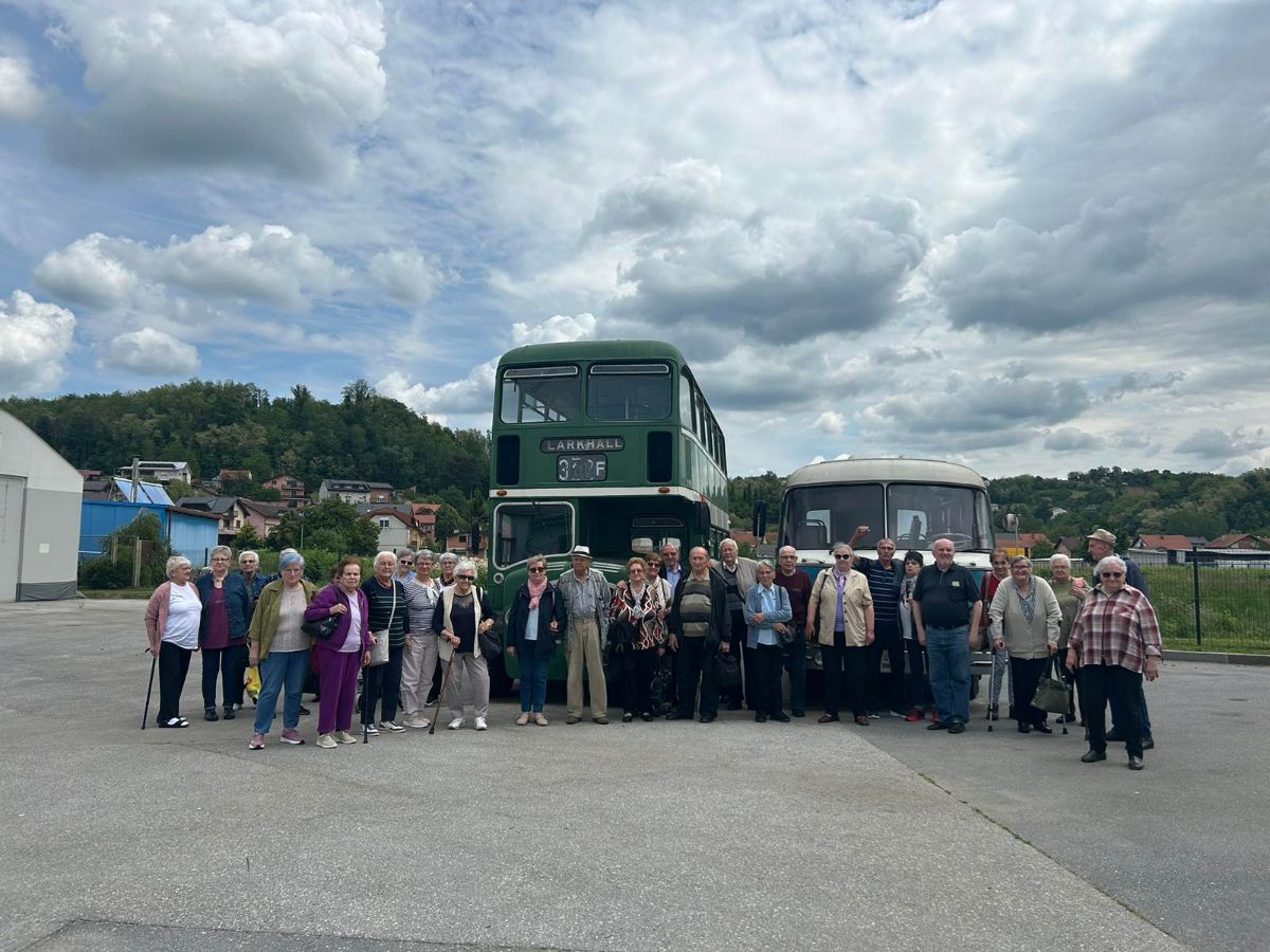 00000524 img 0413dee4446d9aa007857adba5f77ffc v