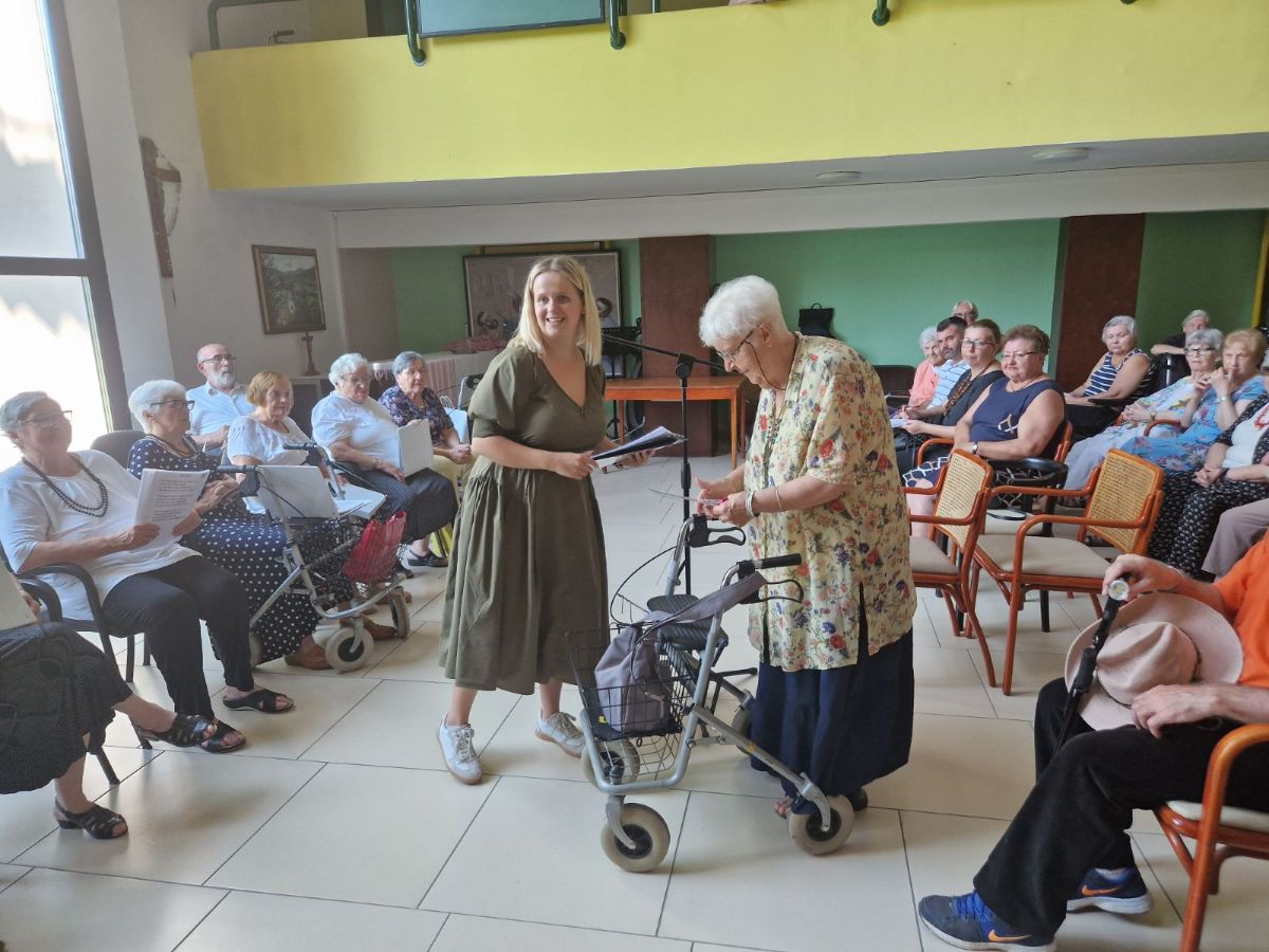 00000549 img b8a5fdbb4d634dfd619c04ae500ab8c3 v