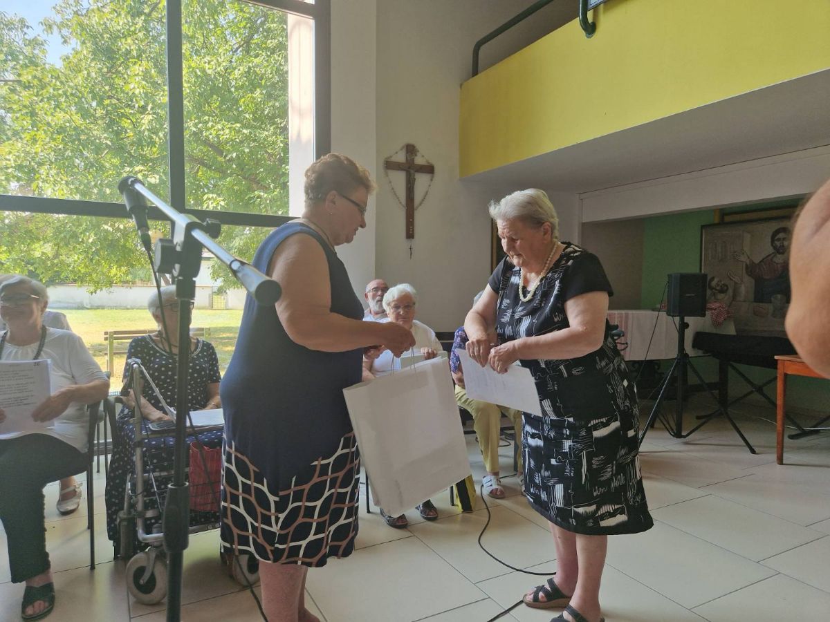 00000551 img 7ad1cec07599bd0879c167c89a957c9b v