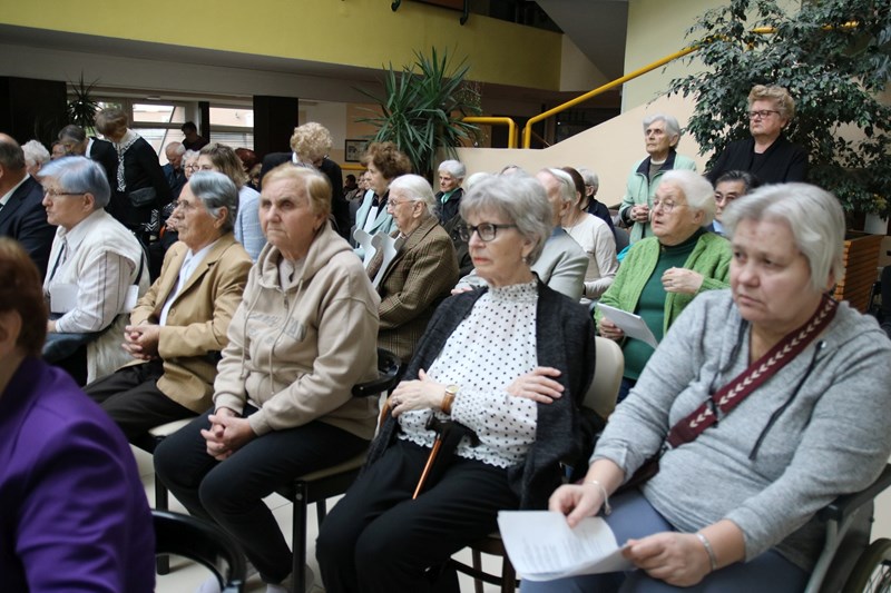 00000693 1 12 00000693 1 12