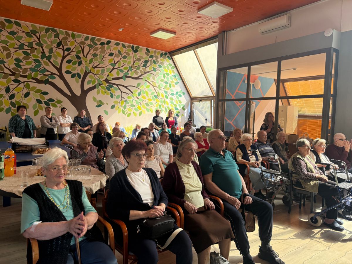 00000745 img 2660 00000745 img 2660