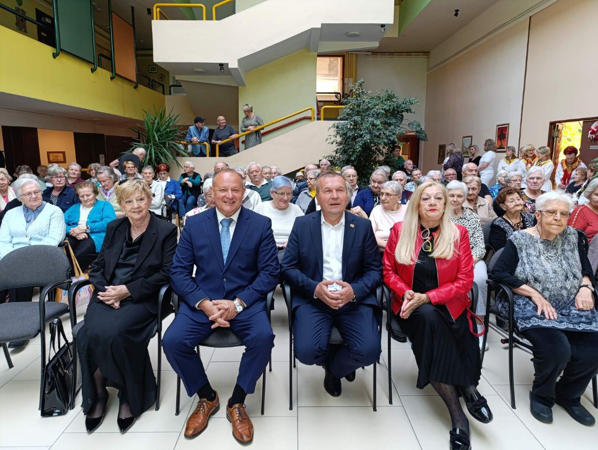 00000756 img 3ed3ceaca80da9c73b59c0fbc6070411 v 00000756 img 3ed3ceaca80da9c73b59c0fbc6070411 v