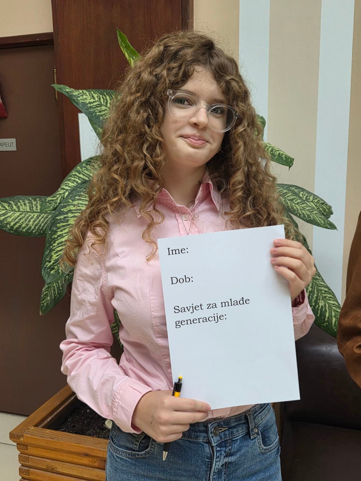 00000839 img 35386134adac5bb5d20e36598502cbf6 v