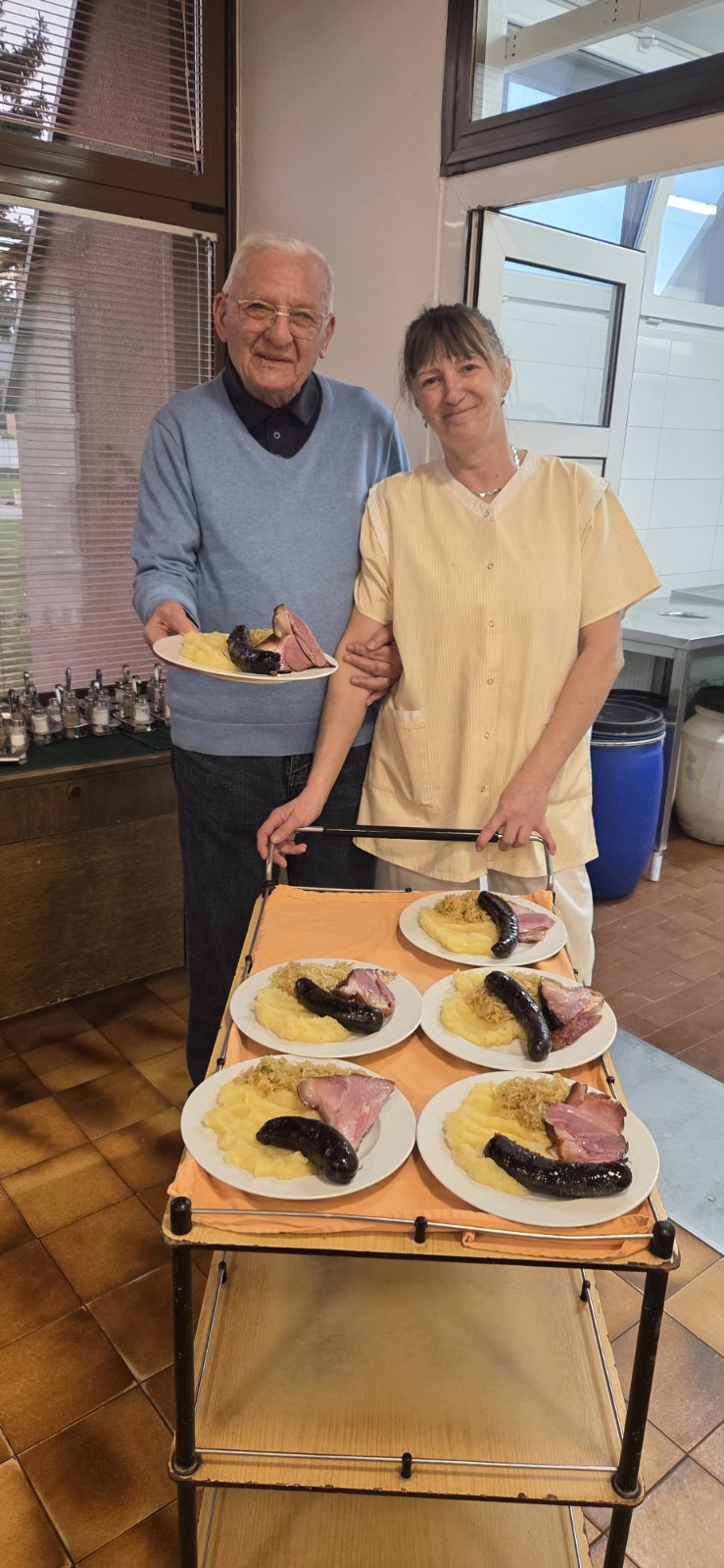 00000856 img adb0e43d54020dc01941539fe6f59191 v