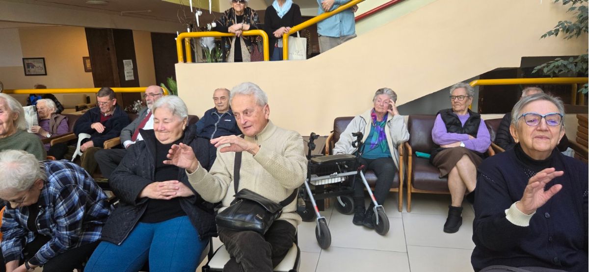 00000892 img 9d8a02218458e0da58cb56a1f6c73f93 v