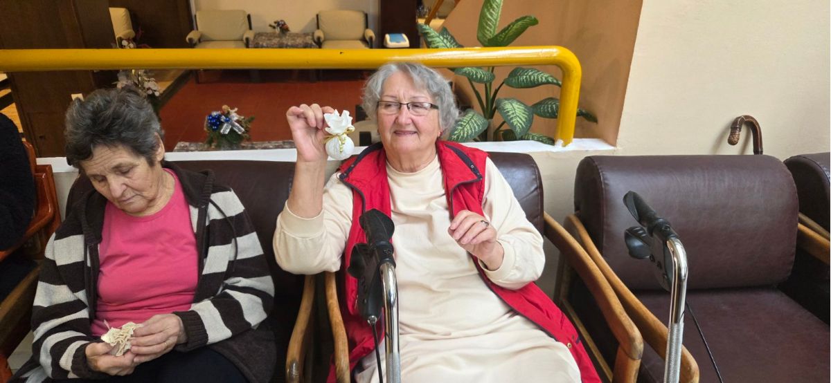 00000926 img fd1604a508669e0b180537b9f161bd39 v