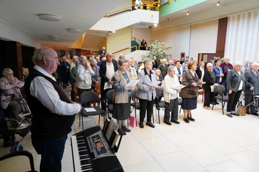 00000966 uskrs6 00000966 uskrs6